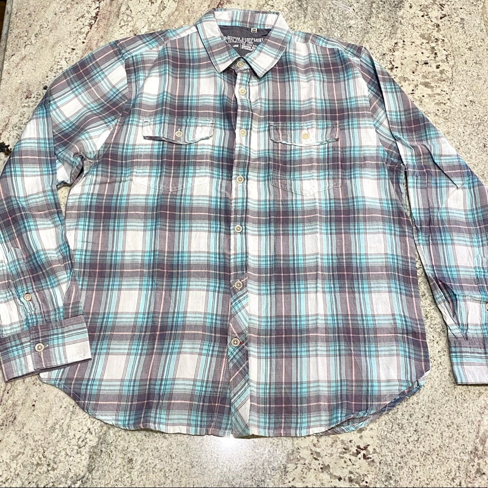 True grit light weight button down
